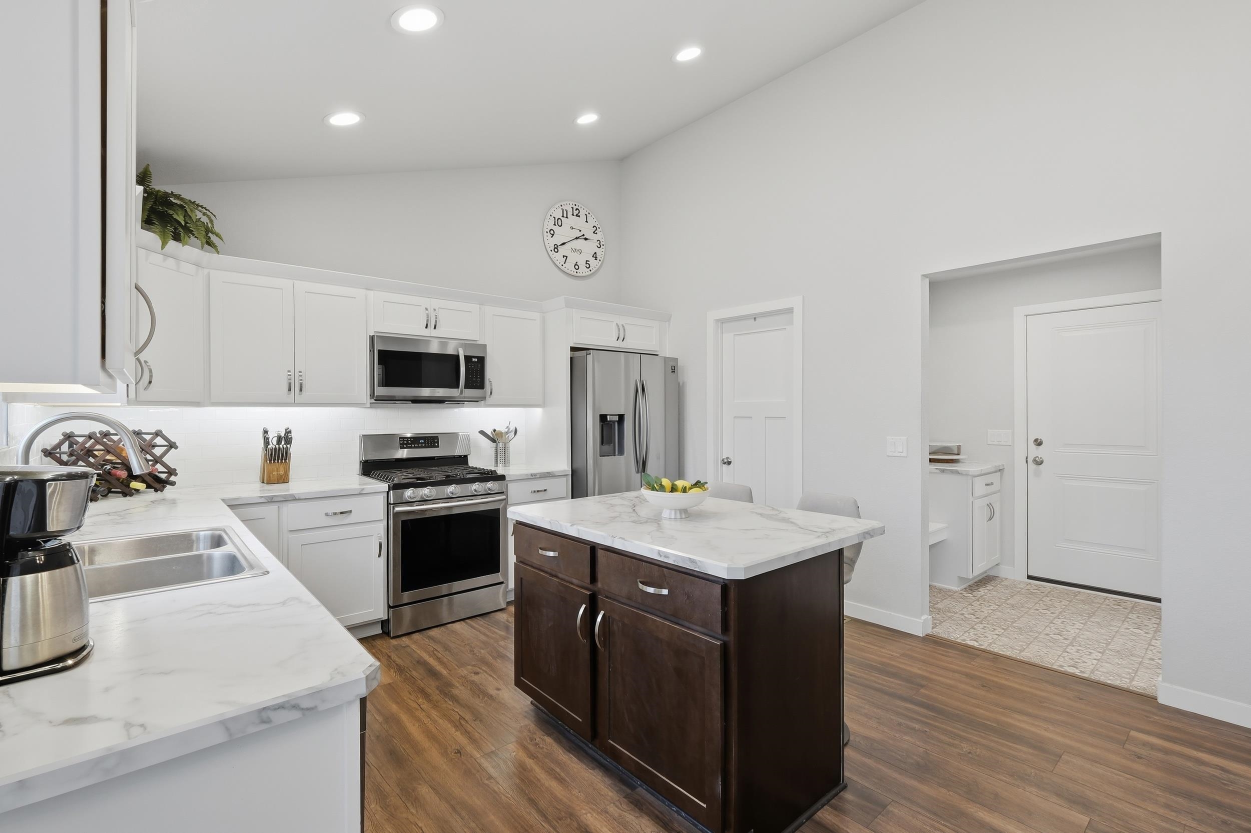 987 Griffin Way DeForest, WI 53532 - Photo 10 of 51