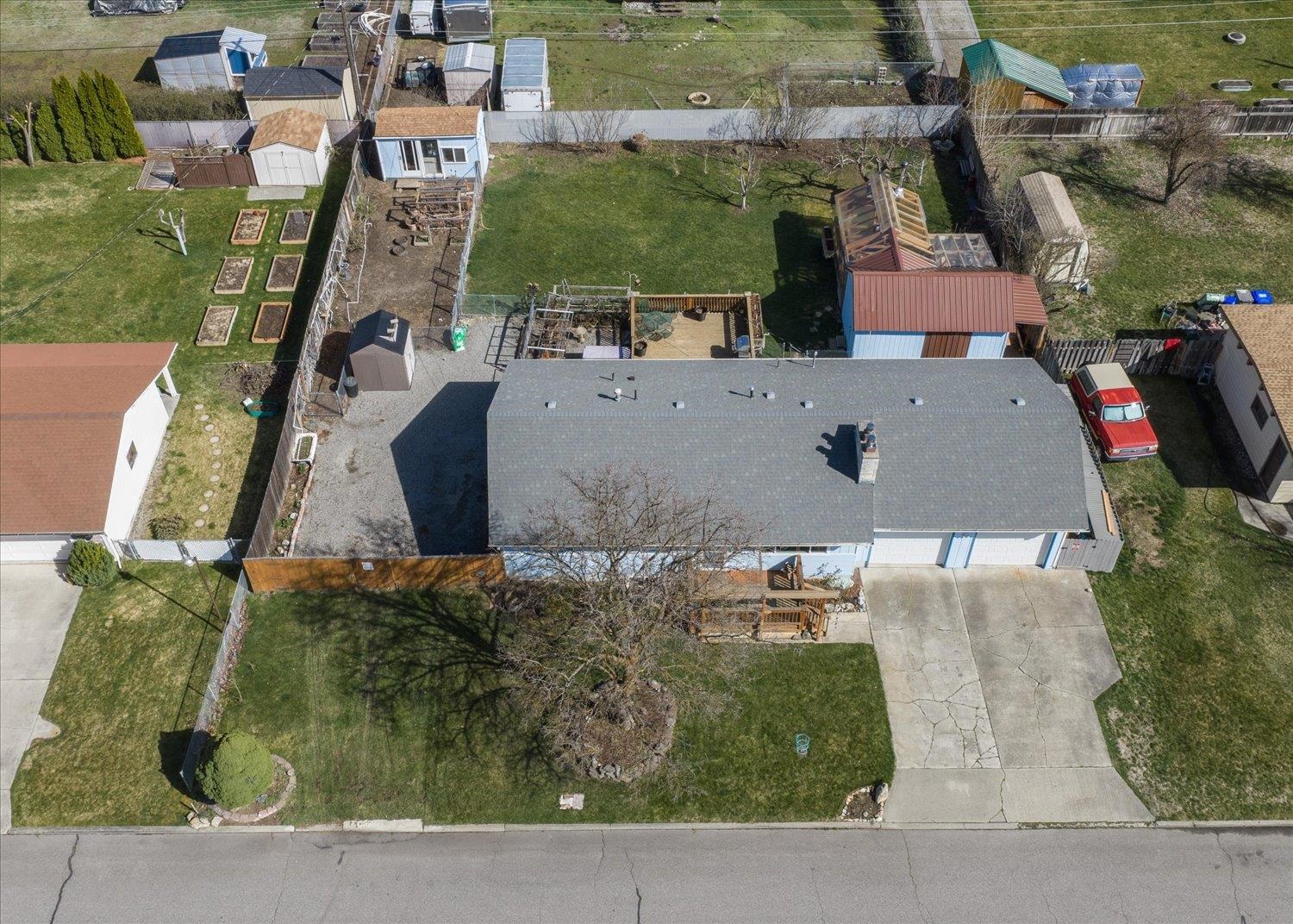 825 South Edgerton Road Spokane, WA 99212 - Photo 33 of 42