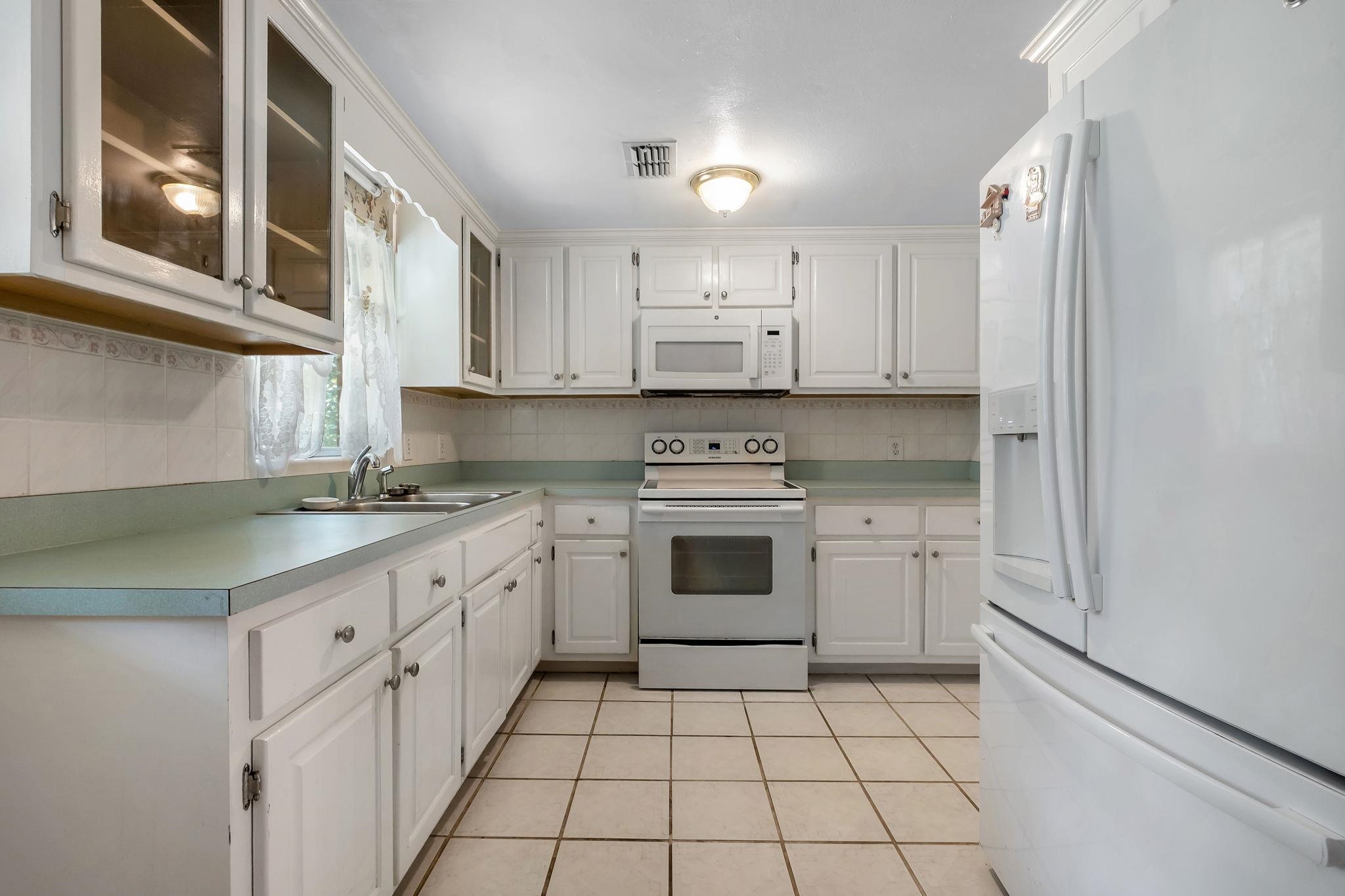 3028 Grady Road Tallahassee, FL 32312 - Photo 9 of 26 Gallery Image 9