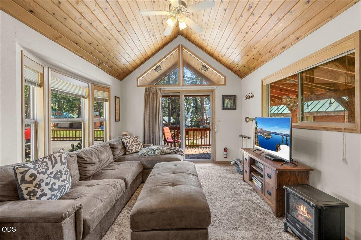 7900 Hyatt Prairie Road, Unit 17 Ashland, OR 97520 - Photo 3 of 10 Gallery Image 3
