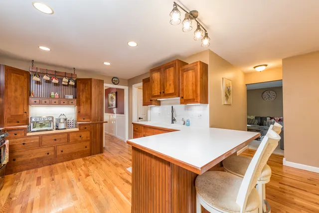 $448,300 | 3482 Ellis Avenue, Gurnee, IL 60031