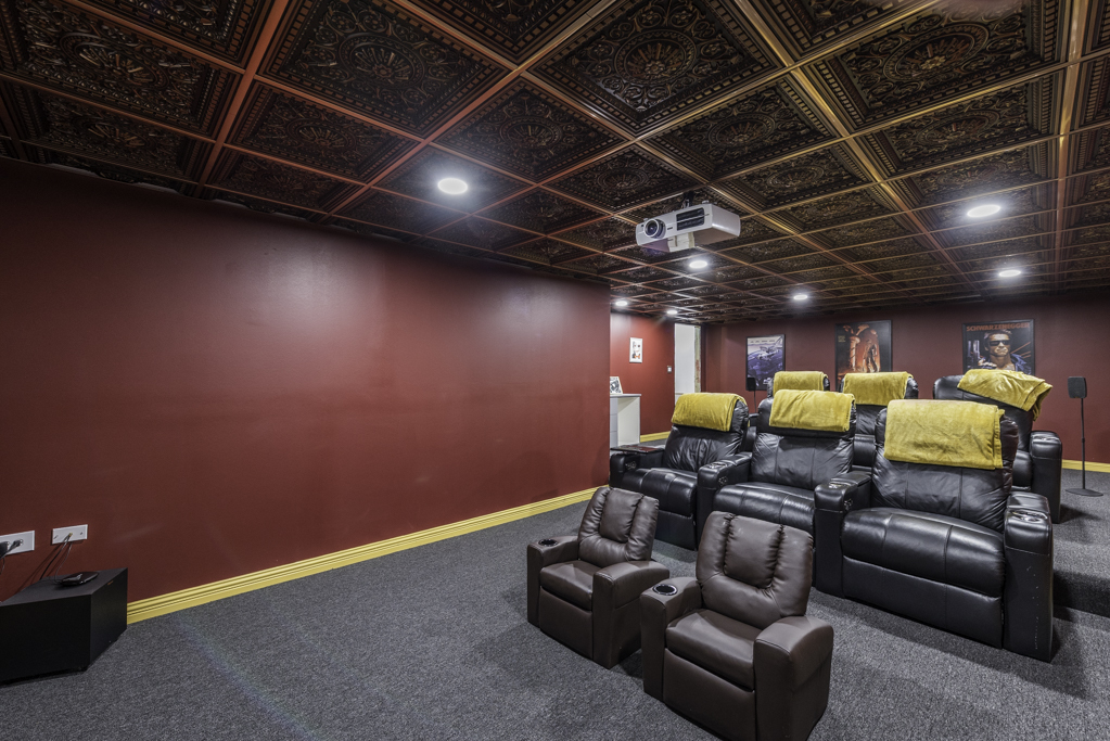 3482 Ellis Avenue Gurnee, IL 60031 - Photo 36 of 46 a projector room with furniture