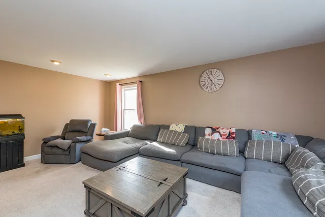 $448,300 | 3482 Ellis Avenue, Gurnee, IL 60031