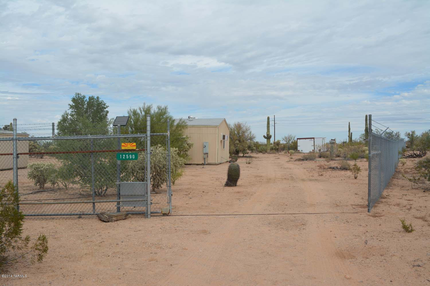 12590 West Mile Wide Road, Unit 1 Tucson, AZ 85743 - Photo 2 of 14
