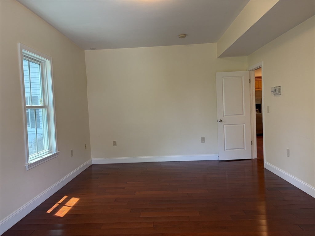 153 Walnut Street, Unit 1 Newton, MA 02460 - Photo 4 of 20