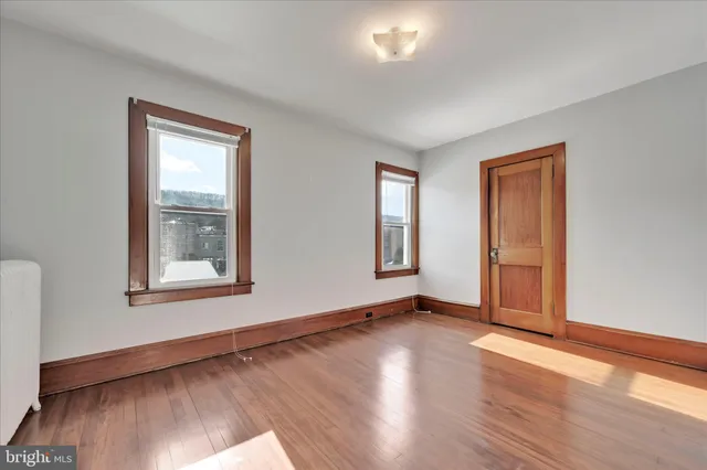 $259,900 | 1803 West End Avenue, Pottsville, PA 17901