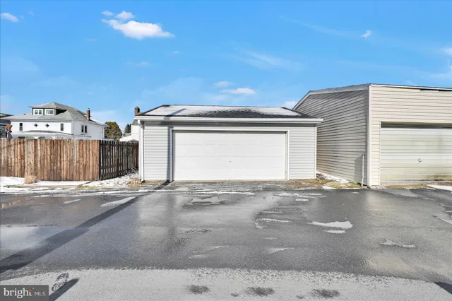 $259,900 | 1803 West End Avenue, Pottsville, PA 17901