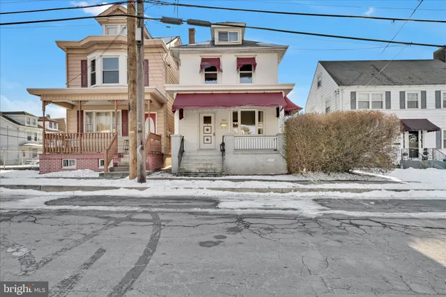 $259,900 | 1803 West End Avenue, Pottsville, PA 17901