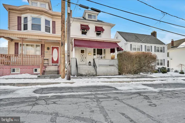 $259,900 | 1803 West End Avenue, Pottsville, PA 17901