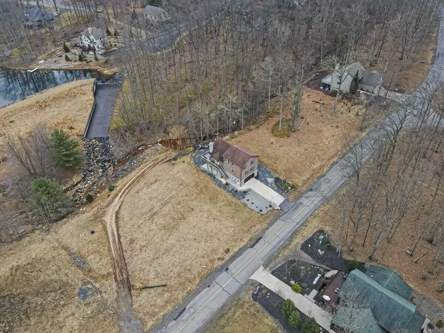 $510,000 | 16 Delaware Drive West, Hazleton, PA 18202