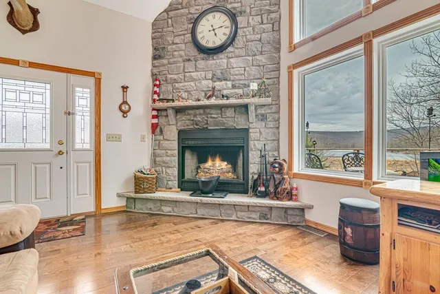 $510,000 | 16 Delaware Drive West, Hazleton, PA 18202