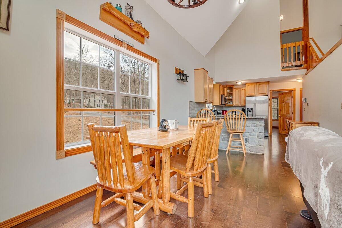 16 Delaware Drive West Hazleton, PA 18202 - Photo 20 of 49 Photo Mar 28 2025 2 23 03 PM