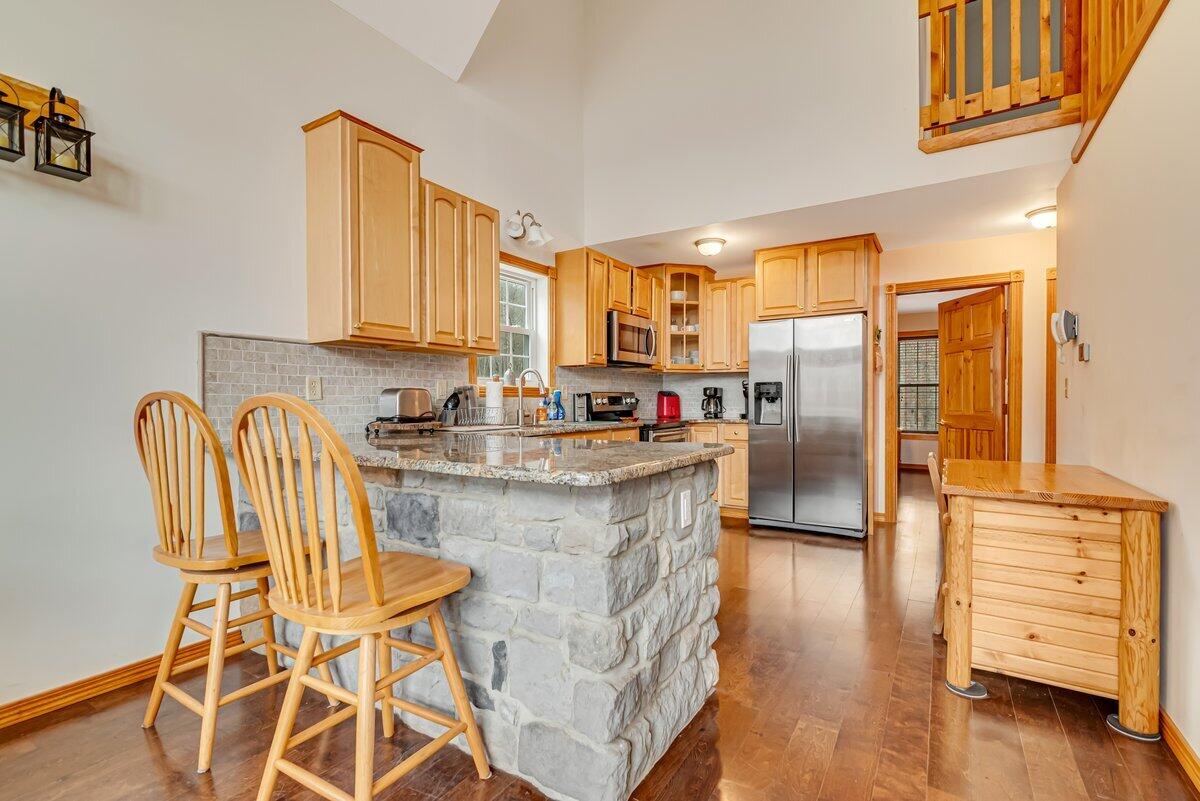 16 Delaware Drive West Hazleton, PA 18202 - Photo 21 of 49 Photo Mar 28 2025 2 28 19 PM