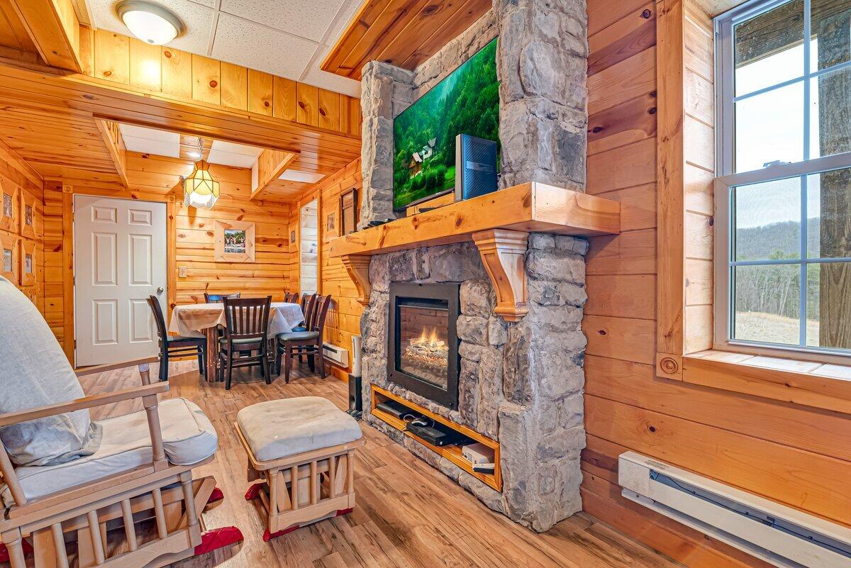 16 Delaware Drive West Hazleton, PA 18202 - Photo 43 of 49 Photo Mar 28 2025 2 49 23 PM