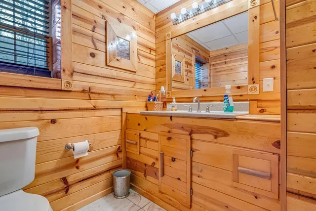 $510,000 | 16 Delaware Drive West, Hazleton, PA 18202