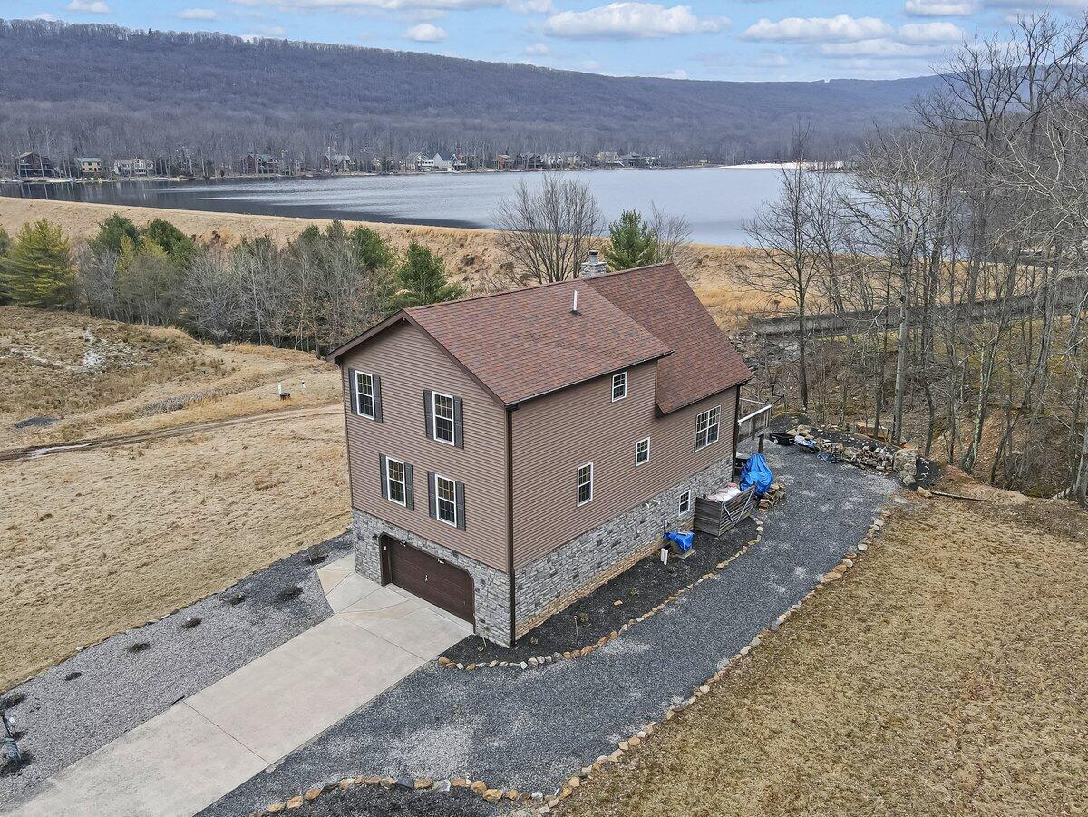 16 Delaware Drive West Hazleton, PA 18202 - Photo 6 of 49 Photo Mar 28 2025 4 04 48 PM (1)