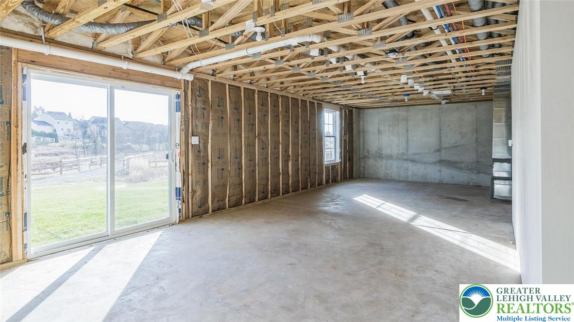 252 Winding Road Easton, PA 18040 - Photo 25 of 27 Gallery Image 25