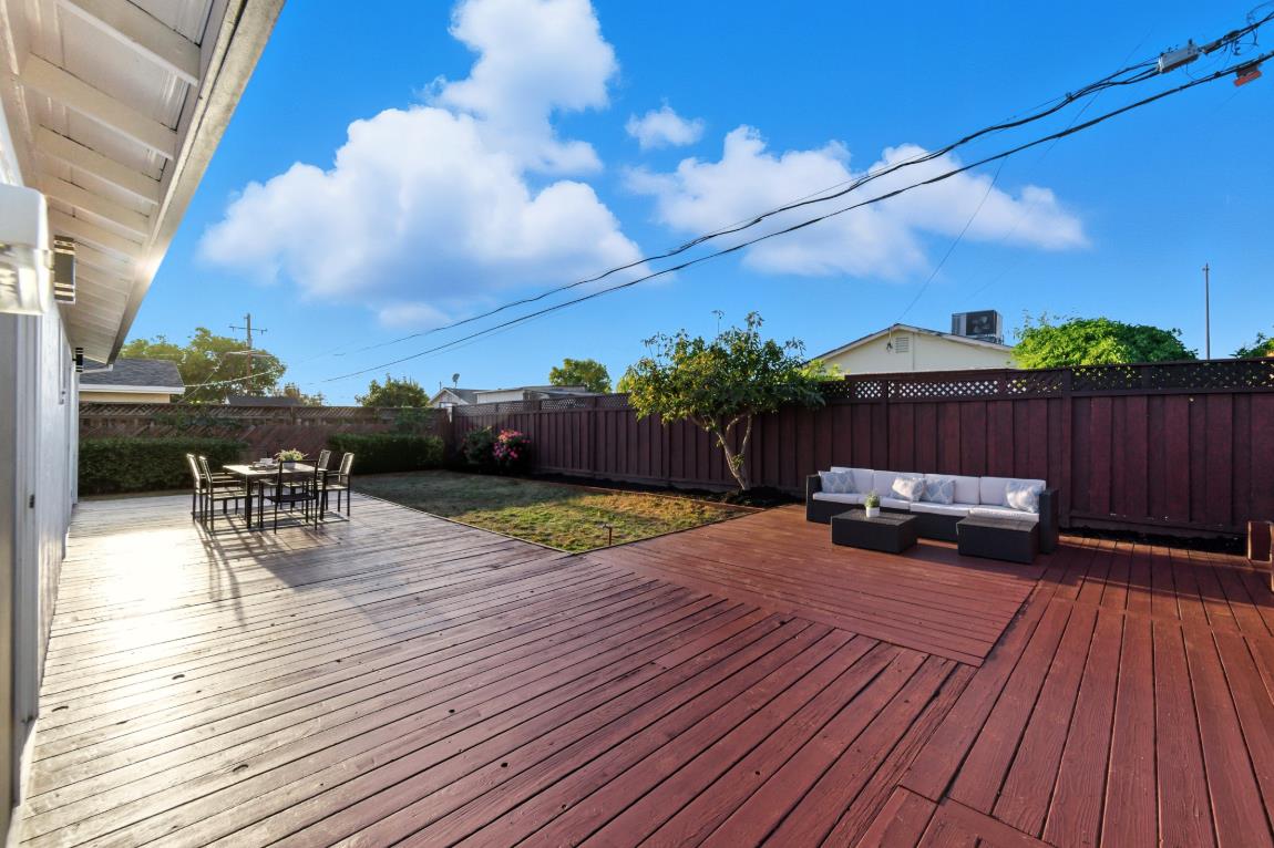 391 Gross Street Milpitas, CA 95035 - Photo 26 of 29 a view of a terrace with chairs