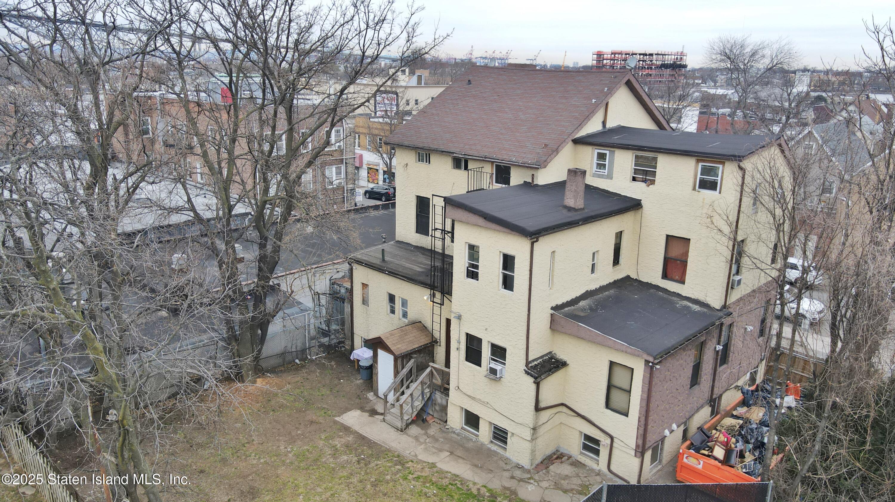 90 Vreeland Street Staten Island, NY 10302 - Photo 25 of 25 a front view of a house with a yard