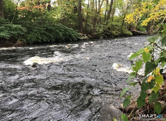 $475,000 | 6 Grace Lane, Unit 6, Moosup, CT 06354