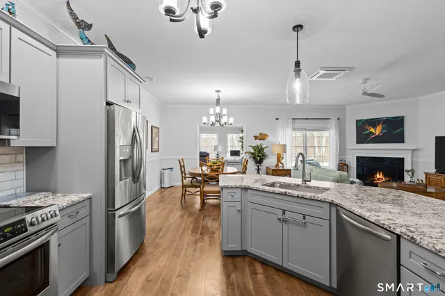 $475,000 | 6 Grace Lane, Unit 6, Moosup, CT 06354