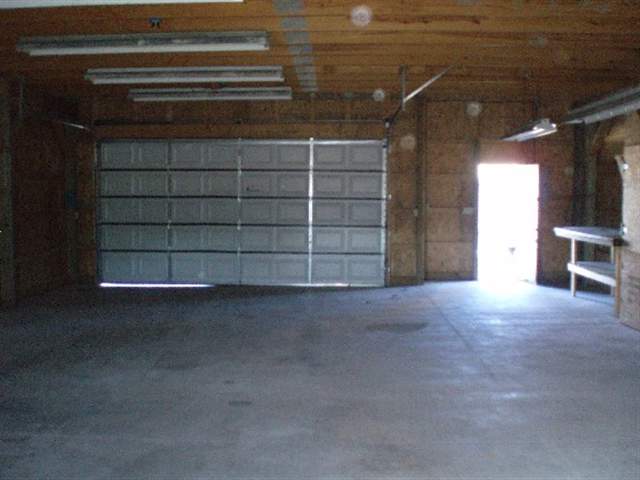 31045521-6.JPG