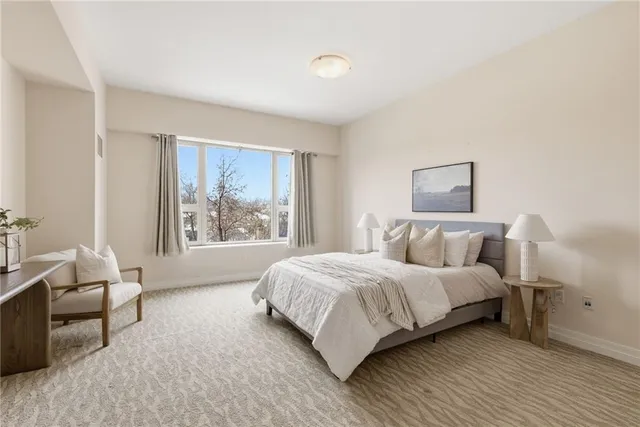 $680,000 | 4950 Central Street, Unit 307, Kansas City, MO 64112