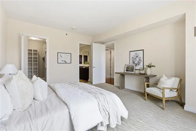 $685,000 | 4950 Central Street, Unit 307, Kansas City, MO 64112