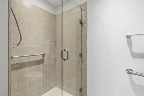 $680,000 | 4950 Central Street, Unit 307, Kansas City, MO 64112