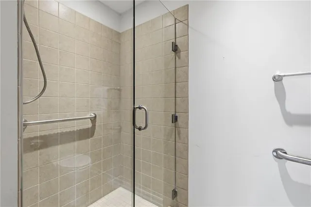 $685,000 | 4950 Central Street, Unit 307, Kansas City, MO 64112