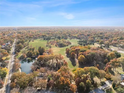 $685,000 | 4950 Central Street, Unit 307, Kansas City, MO 64112