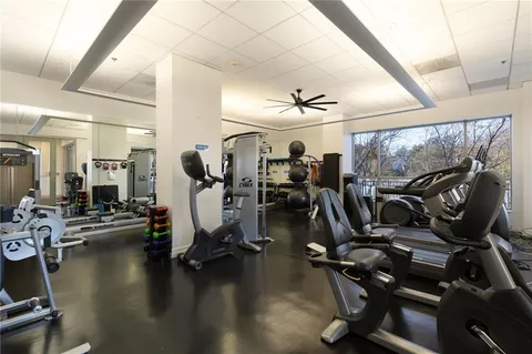 $685,000 | 4950 Central Street, Unit 307, Kansas City, MO 64112