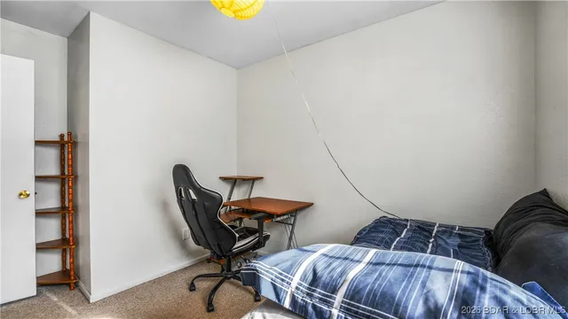 $200,000 | 157 Angel Drive, Camdenton, MO 65020