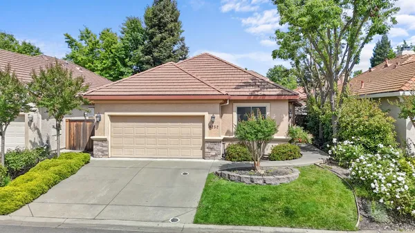 $524,000 | 8252 Ashcrest Lane, Fair Oaks, CA 95628