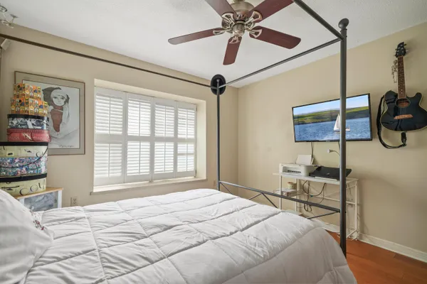 $369,000 | 108 Long Pointe Drive, Mary Esther, FL 32569