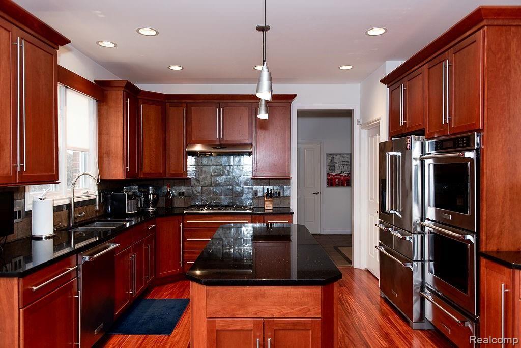 1422 Galena Rochester Hills, MI 48306 - Photo 5 of 47