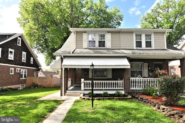 $2,250 | 1318 Cherry Street, Pottstown, PA 19464