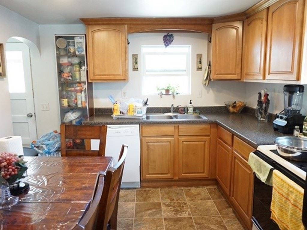 304 North Vista Road Spokane Valley, WA 99212 - Photo 2 of 17 Gallery Image 2