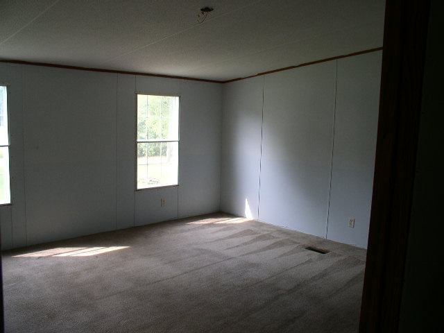 5445 Allen Bridge Road Fountain Inn, SC 29644 - Photo 5 of 9