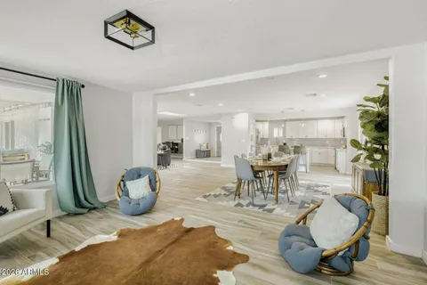 $895,000 | 2538 North 50th Street, Phoenix, AZ 85008