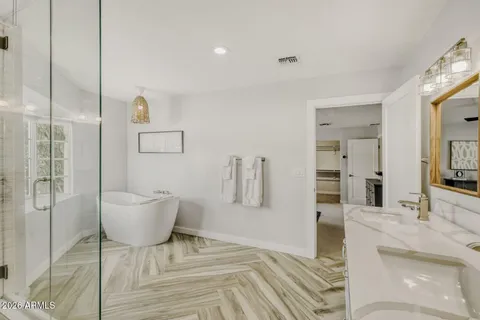 $895,000 | 2538 North 50th Street, Phoenix, AZ 85008