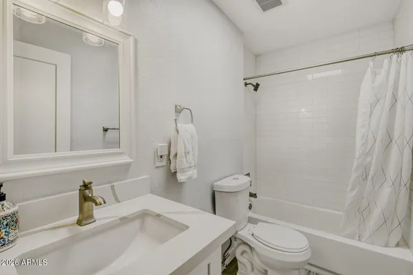 $875,000 | 2538 North 50th Street, Phoenix, AZ 85008