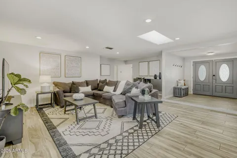 $895,000 | 2538 North 50th Street, Phoenix, AZ 85008