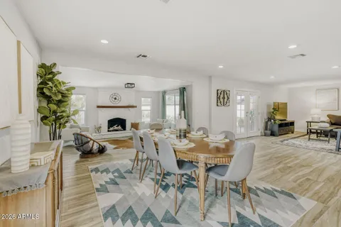 $950,000 | 2538 North 50th Street, Phoenix, AZ 85008