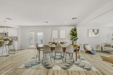 $895,000 | 2538 North 50th Street, Phoenix, AZ 85008