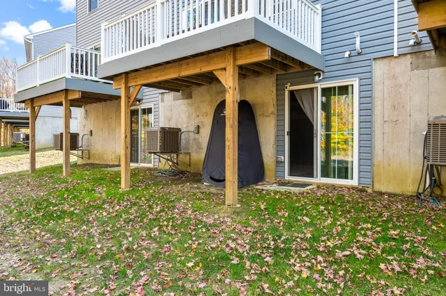 $395,000 | 17 Southwind Drive, Blackwood, NJ 08012