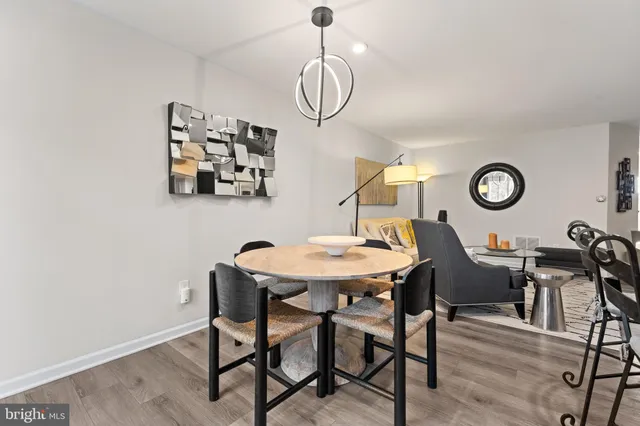 $395,000 | 17 Southwind Drive, Blackwood, NJ 08012