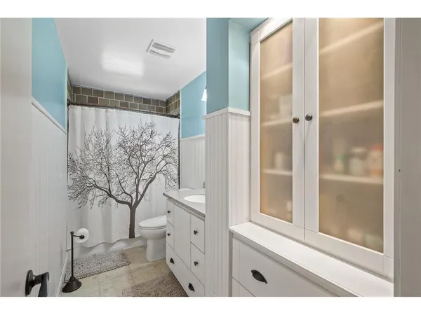 $2,400 | 9457 Saratoga Lane North, Maple Grove, MN 55369