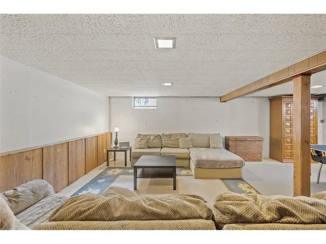 $2,500 | 9457 Saratoga Lane North, Maple Grove, MN 55369