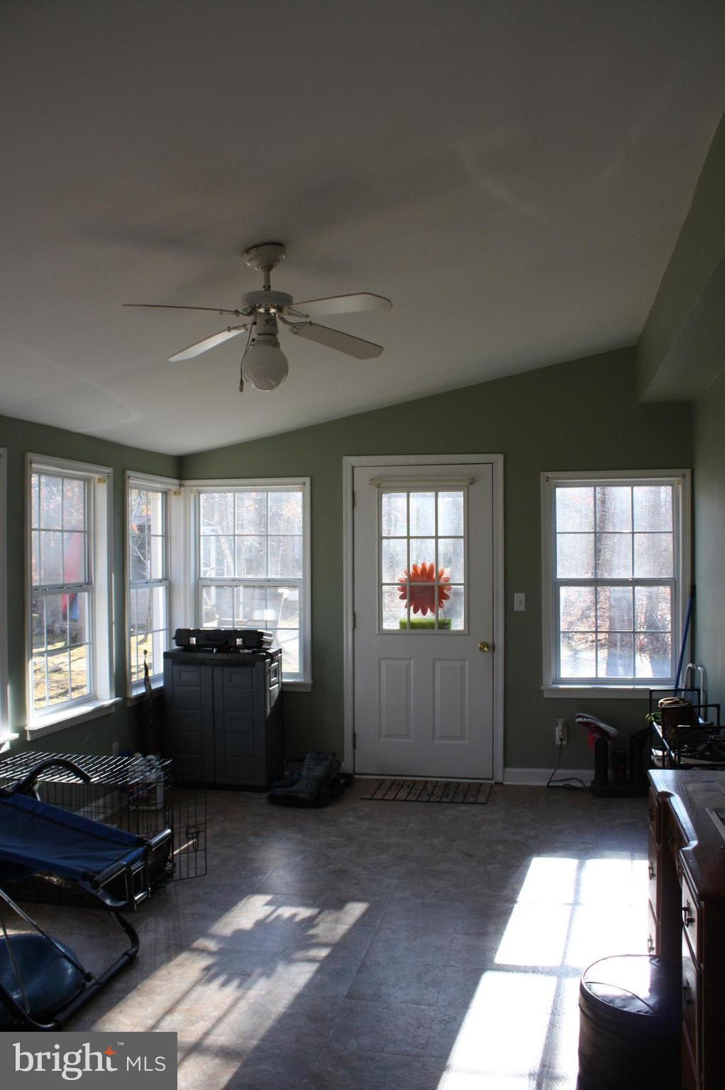 435 Halls Store Road Mineral, VA 23117 - Photo 11 of 26 Interior (General)